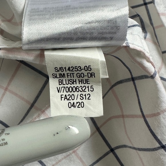 Old Navy Pro Signature Slim Fit Button Shirt Mens Medium Built-In Flex Plaid - Picture 4 of 8